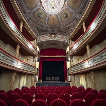 Teatro Pinelli Abbonamento 2025